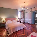 Vila Pazo Del Siglo Xvii En El Corazon De Galicia *