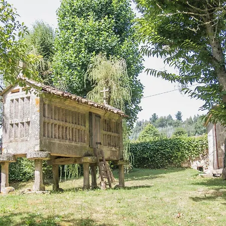 Vila Pazo Del Siglo Xvii En El Corazon De Galicia